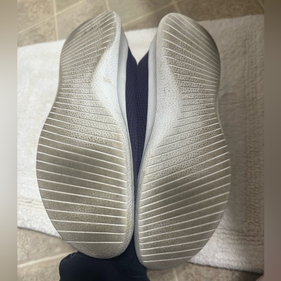 PURPLE ALLBIRDS | 9 MENS - Picture 5 of 6